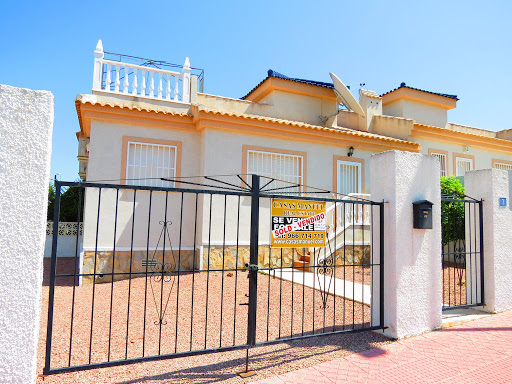 Casas Manuel Real Estate - La Zenia en Orihuela