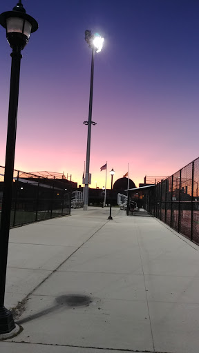 Dog Park «Bay Park Dog Park», reviews and photos, 2 Marjorie Ln, East Rockaway, NY 11518, USA