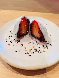Photo n°98 de HANDO Parisian Handroll Sèvres à Paris ()