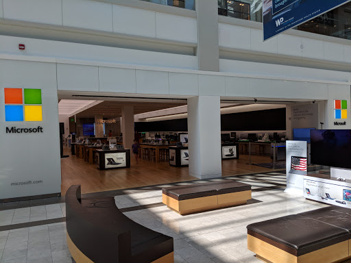 Electronics Store «Microsoft Store - The Westchester», reviews and photos, 125 Westchester Ave, White Plains, NY 10601, USA