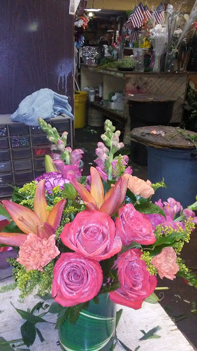Florist «Hollywood Florist», reviews and photos, 1700 Stuyvesant Ave, Union, NJ 07083, USA