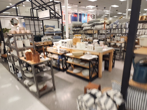 Department Store «Target», reviews and photos, 11051 Victory Blvd, North Hollywood, CA 91606, USA