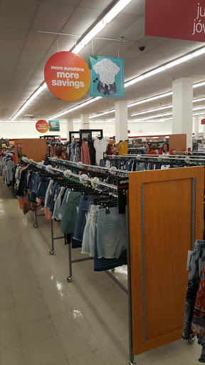 Department Store «T.J. Maxx», reviews and photos, 7555 W Hillsborough Ave, Tampa, FL 33615, USA
