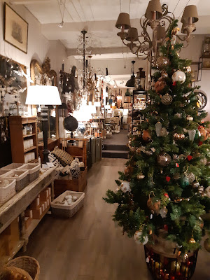 Scène d'intérieur à Senlis