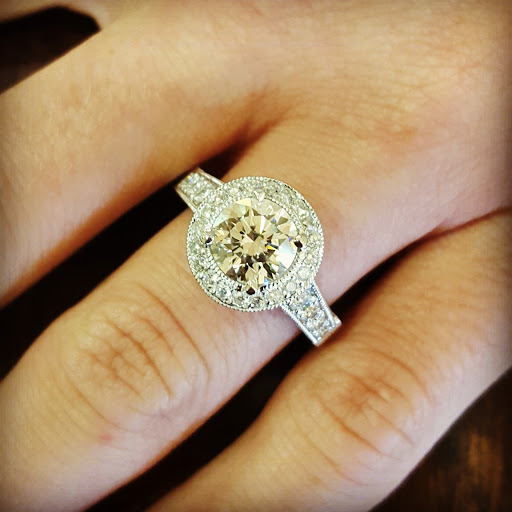 Jewelry Store «Cachet Fine Jewelry», reviews and photos, 2860 Piedmont Rd NE, Atlanta, GA 30305, USA