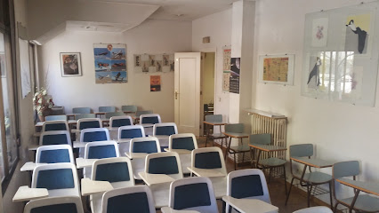 Academia Ferraz - C. de Hilarión Eslava, 26, 28015 Madrid, Spain