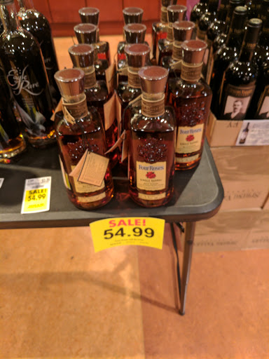 Grocery Store «Schnucks», reviews and photos, 12332 Manchester Rd, Saint Louis, MO 63131, USA