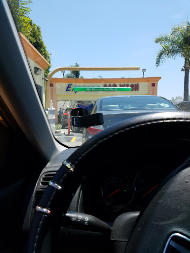 Car Wash «Wildwater Express Carwash», reviews and photos, 17042 Beach Blvd, Huntington Beach, CA 92647, USA