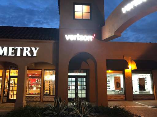 Cell Phone Store «GoWireless Verizon Authorized Retailer», reviews and photos, 1248 University Ave, San Diego, CA 92103, USA