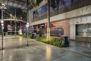 Avenue City Walk image