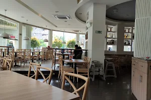 Pizza Hut Restoran - Sun City Mall Sidoarjo image