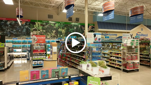 Pet Supply Store «PetSmart», reviews and photos, 3351 Jefferson Davis Hwy, Alexandria, VA 22305, USA