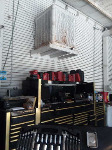 Red Bluff Auto Clinic image