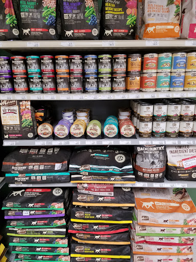 Tropical Fish Store «Pet Friendly Inc», reviews and photos, 845 Manitou Rd, Hilton, NY 14468, USA