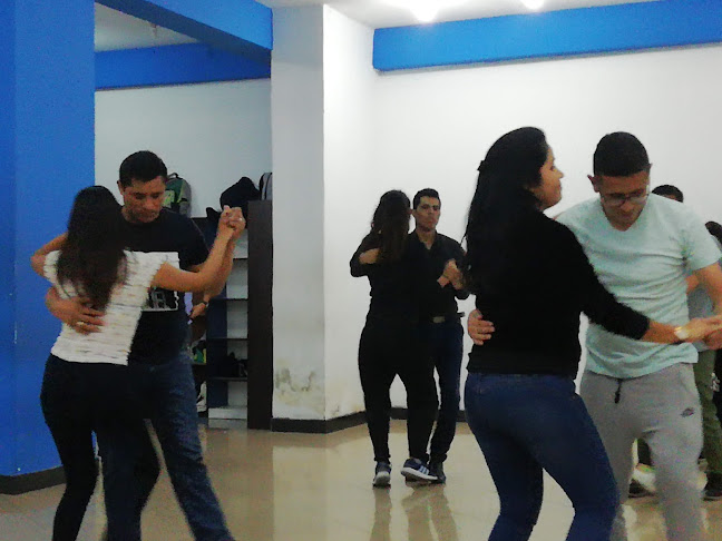 Fusión Latina Escuela de Baile - Escuela