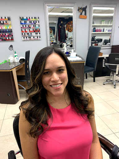 Beauty Salon «Dominican Hair Salon», reviews and photos, 6789 SW 8th St, Miami, FL 33144, USA