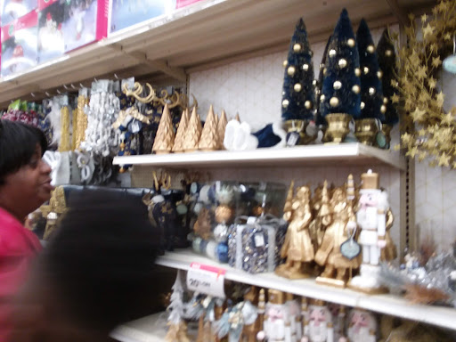 Discount Store «Big Lots», reviews and photos, 1400 Merritt Blvd, Dundalk, MD 21222, USA