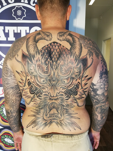 Kommentarer og anmeldelser af Big Ace Tattoo Custom