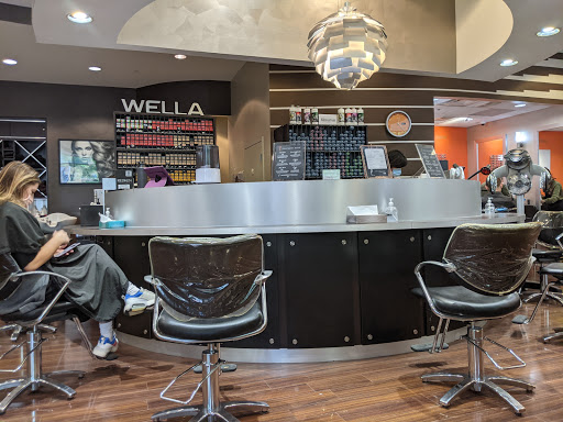 Beauty Salon «Frizzles», reviews and photos, 534 John Carlyle St, Alexandria, VA 22314, USA