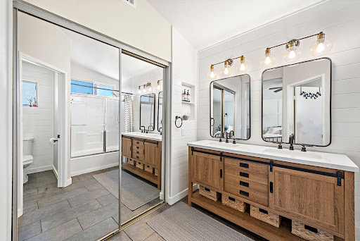 Onyx Homes - All About Orange County image
