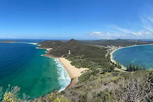 Tomaree Head Summit walk image