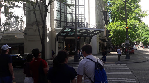 Clothing Store «Banana Republic», reviews and photos, 500 Pike St, Seattle, WA 98101, USA