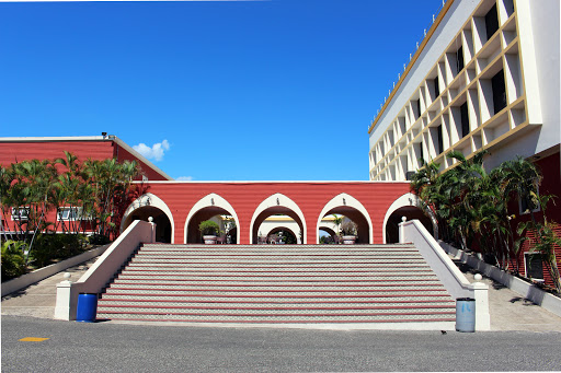 Escuelas oficiales de idiomas en Santo Domingo