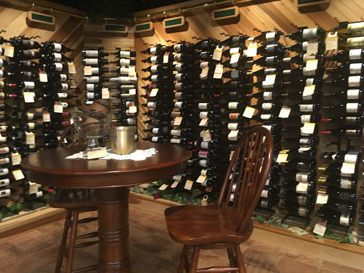 Liquor Store «Wine & Spirits», reviews and photos, 987 Wayne Ave, Chambersburg, PA 17201, USA