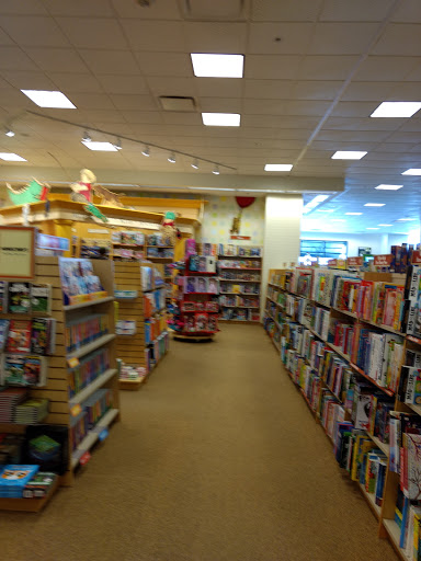 Book Store «Barnes & Noble Booksellers Clackamas Town Ctr Mall», reviews and photos, 12000 SE 82nd Ave, Portland, OR 97086, USA