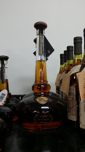 Liquor Store «Corks Wine and Spirits», reviews and photos, 3078 Village Shops Dr, Germantown, TN 38138, USA