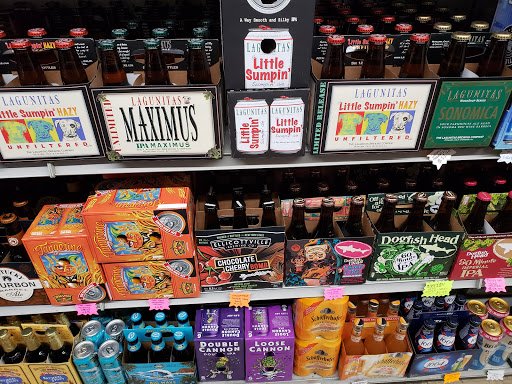 Wine Store «Pauken Wine & Liquor», reviews and photos, 221 Golden Gate Plz, Maumee, OH 43537, USA