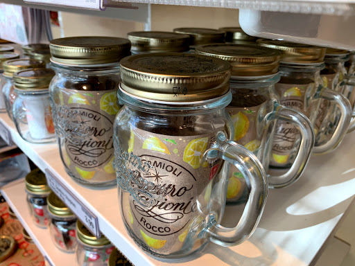 Home Goods Store «The Container Store», reviews and photos, 9629 Research Blvd, Austin, TX 78759, USA