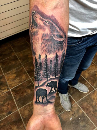 Tattoo Shop «Sol Maya Tattoo», reviews and photos, 5205 W Mississippi Ave, Lakewood, CO 80226, USA