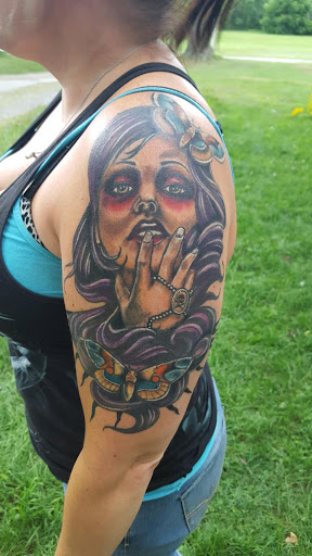 Tattoo Shop «Blackheart Tattoo», reviews and photos, 212 E Main Rd, Conneaut, OH 44030, USA