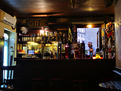 Finnegan Irish Pub