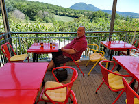 Atmosphère du Restaurant L'Alandier à Cliousclat - n°13