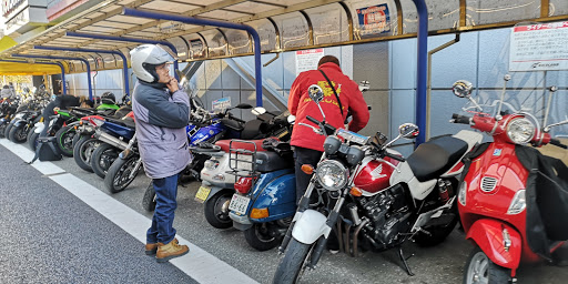 Stores buy motorcycle accessories Tokyo
