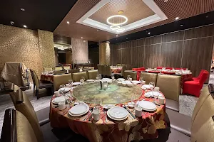 King Chef Seafood Restaurant - West Avenue image