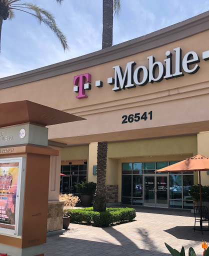 T-Mobile, 26541 Aliso Creek Rd D, Aliso Viejo, CA 92656, USA, 
