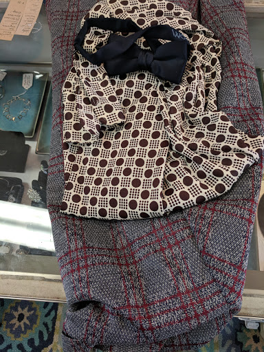 Record Store «Exile on Main Street», reviews and photos, 100 N Chestnut St #120, Champaign, IL 61820, USA