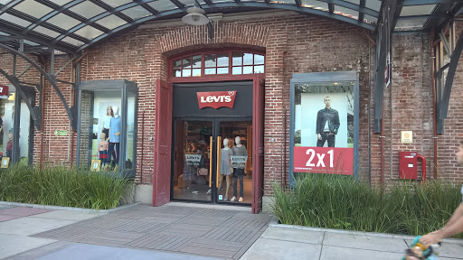 Levi's Outlet Store