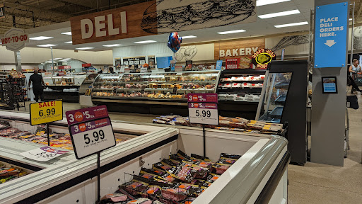 Grocery Store «Schnucks», reviews and photos, 2030 Dorsett Rd, Maryland Heights, MO 63043, USA