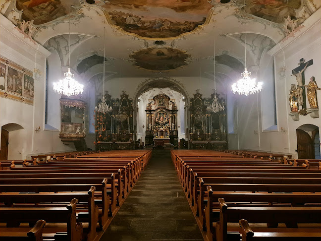 Rezensionen über Katholische Kirche St. Martin in Zug - Kirche