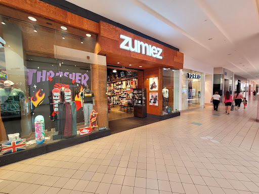 Zumiez