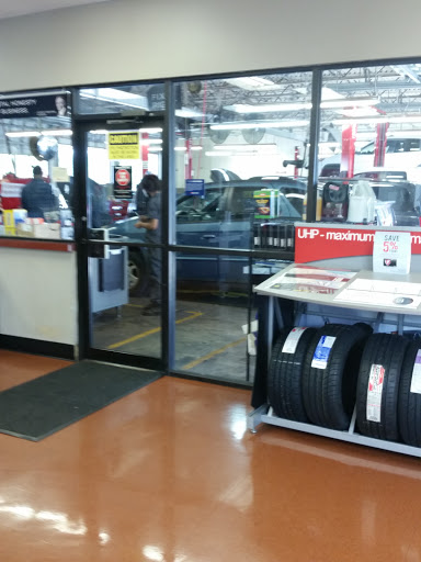 Tire Shop «Firestone Complete Auto Care», reviews and photos, 2901 S University Dr, Davie, FL 33328, USA