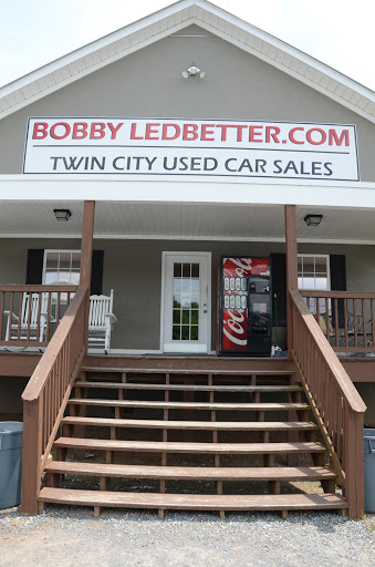 Used Car Dealer «Twin City Used Car Sales», reviews and photos, 1411 Glenn Blvd SW, Fort Payne, AL 35967, USA