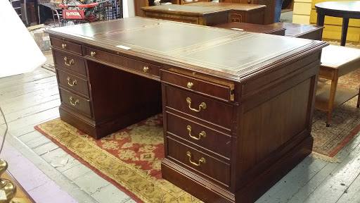 Thrift Store «Atlanta Step Up Society Thrift Store», reviews and photos, 1840 Cheshire Bridge Rd NE, Atlanta, GA 30324, USA