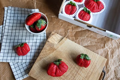 BUTTOBI BERRY ORGANIC（ブットビベリーオーガニック）