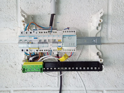 Elecmaxservices – Electricité Générale -Installateur de bornes de recharge depuis 2018 photo