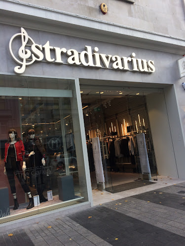 Stradivarius - Belfast